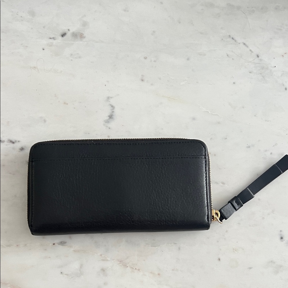 Kate Spade Black Leather Zip Around Wallet with Gold Accent Gently Used - Picture 2 of 10